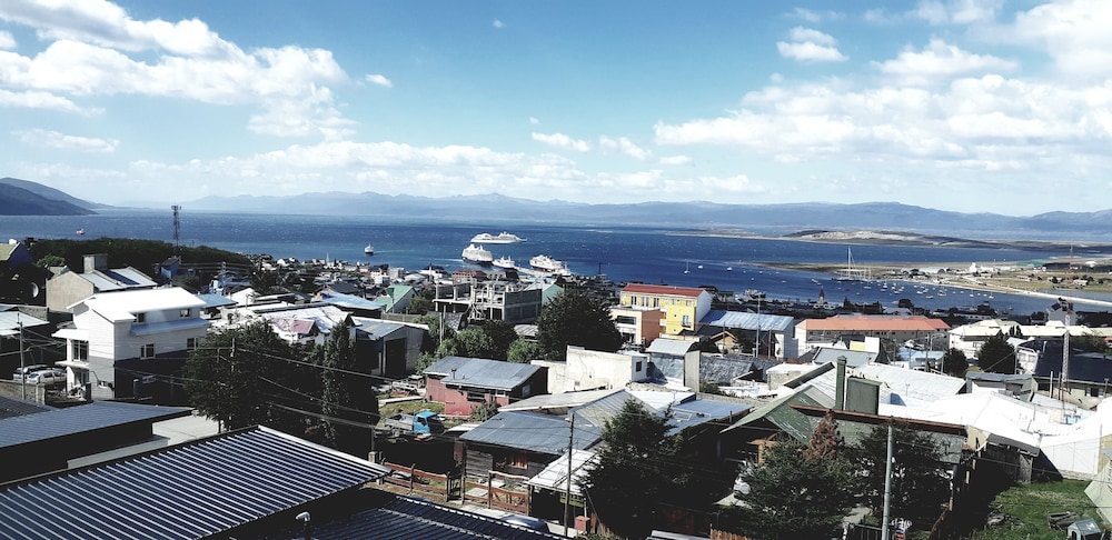 Ushuaia Flat II
