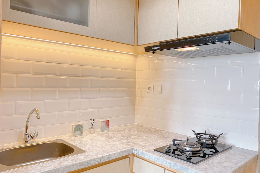 Modern And Comfy 1Br At Vasanta Innopark Apartment