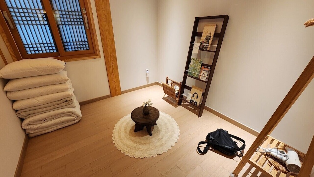 Hanok Stay Sohwa view 3