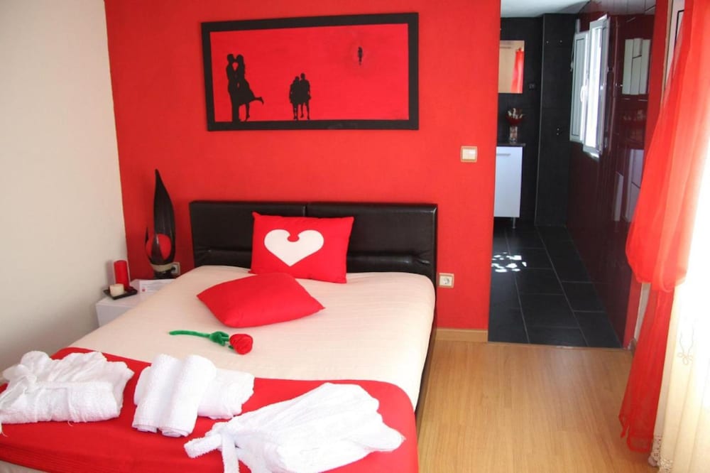 Serra da Estrela Seven Rooms 3 Suites Villa In s