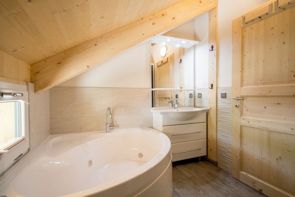 Kreischberg Chalets by ALPS RESORTS