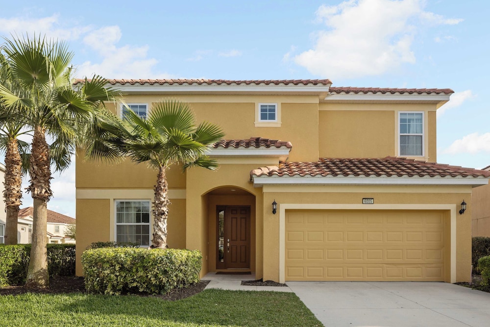 Sleeps 18! Solterra Resort, Pool, Gameroom, Themed Bdrs Broad Oak by Avantstay