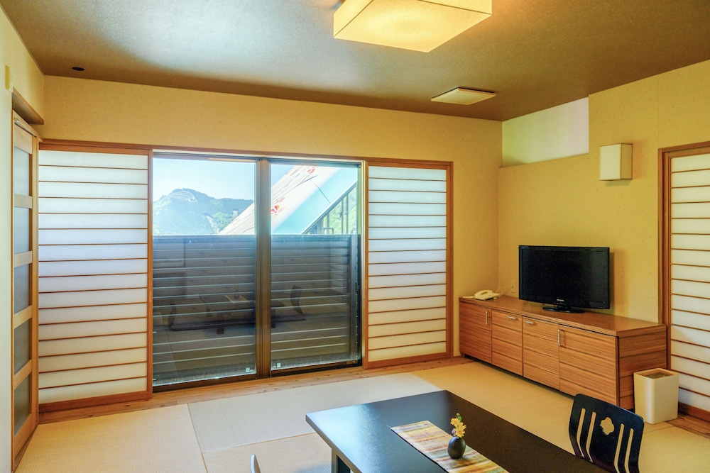 Hotel Iyaonsen