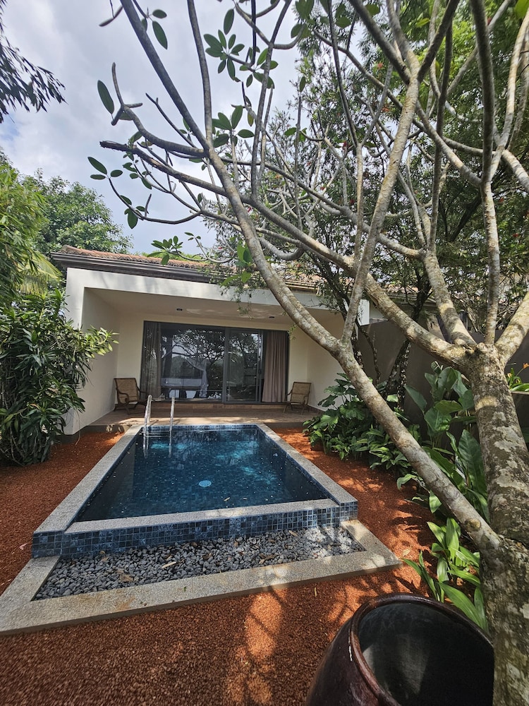 Heavensa Villas and Suites by The Clarks