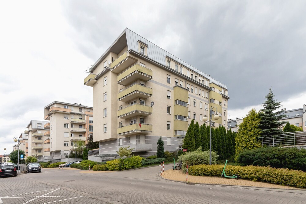 Apartment Krakow Raciborska by Renters view 2
