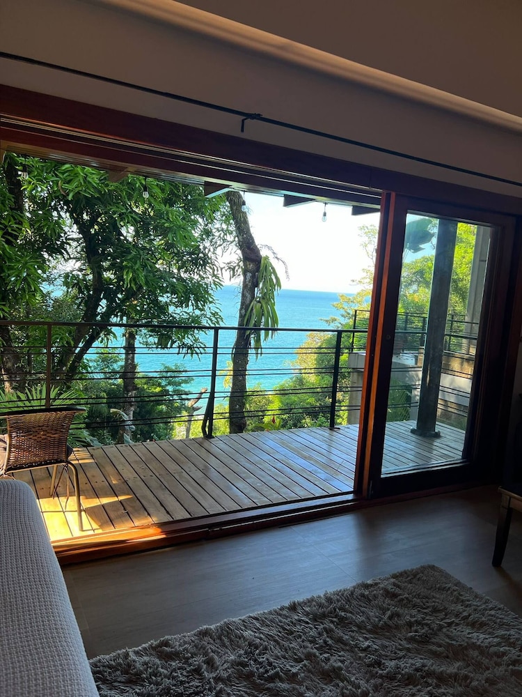 Luxurious Rainforest Retreat in Drake Bay, Osa, Costa Rica