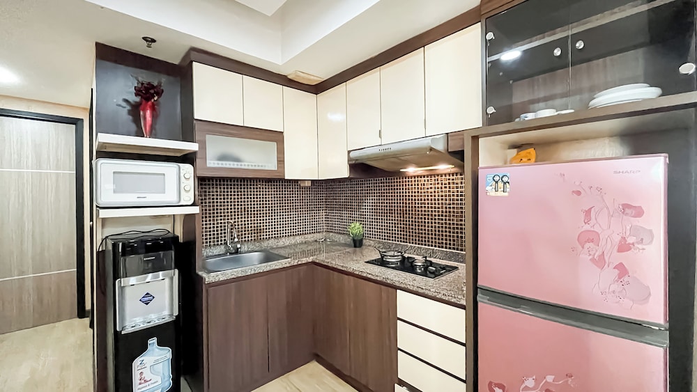 Good Deal 2Br Apartment At The Wave Kuningan