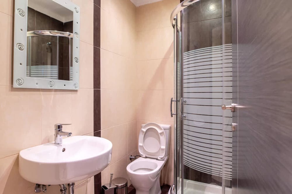 La Casa Rosa Seaside Getaway