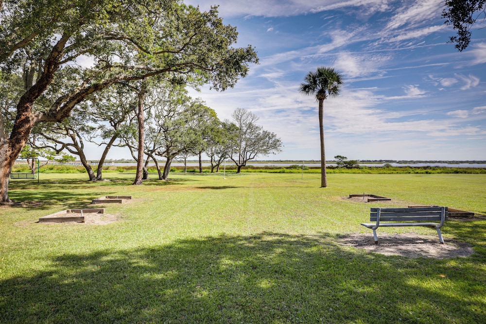 'palm Bungalow' Near Dtwn St Augustine & Beaches!