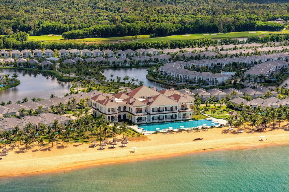 Hotel Meliá Vinpearl Phu Quoc - Image 1