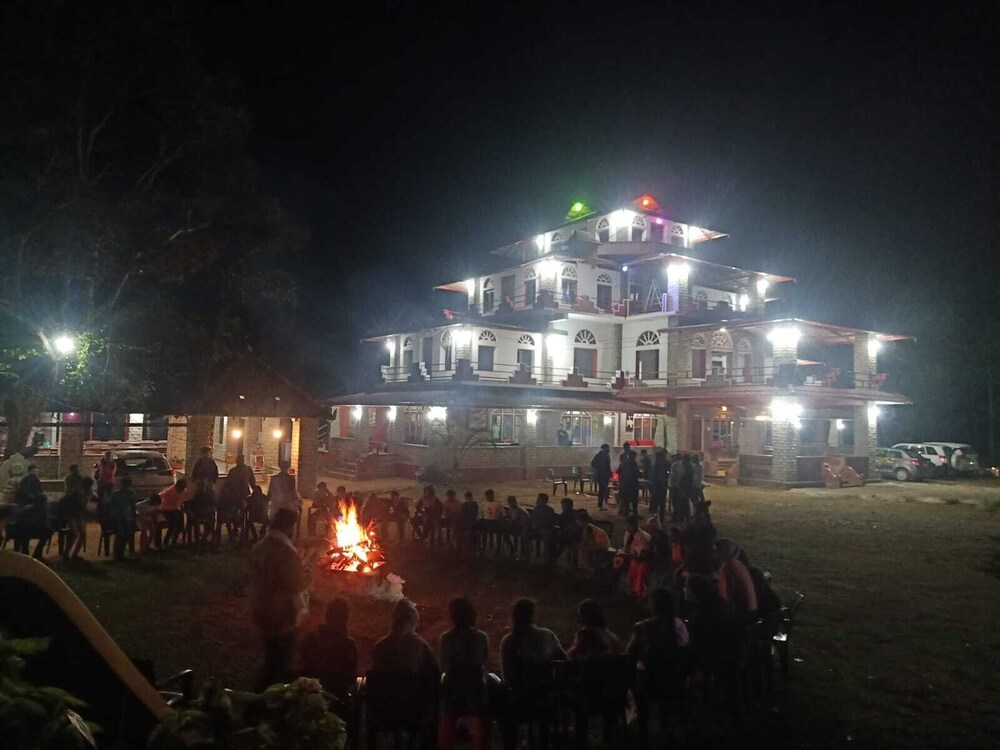 Valley Dew Village Stay