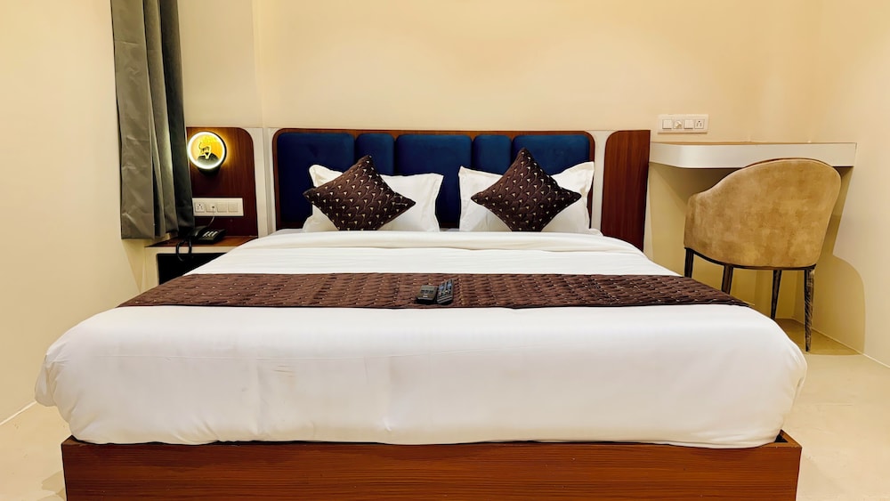 Hotel Mantri Ji