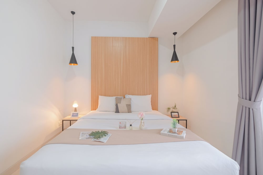 Cozy And Minimalist Studio At West Vista Apartment