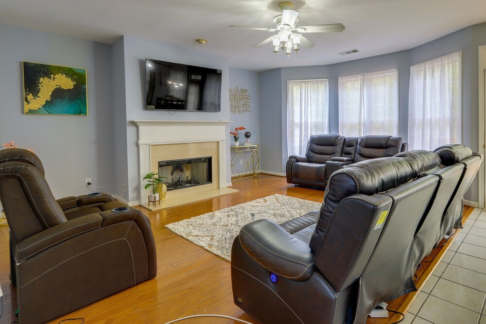 Quaint Fayetteville Vacation Rental w/ Lake Access view 5