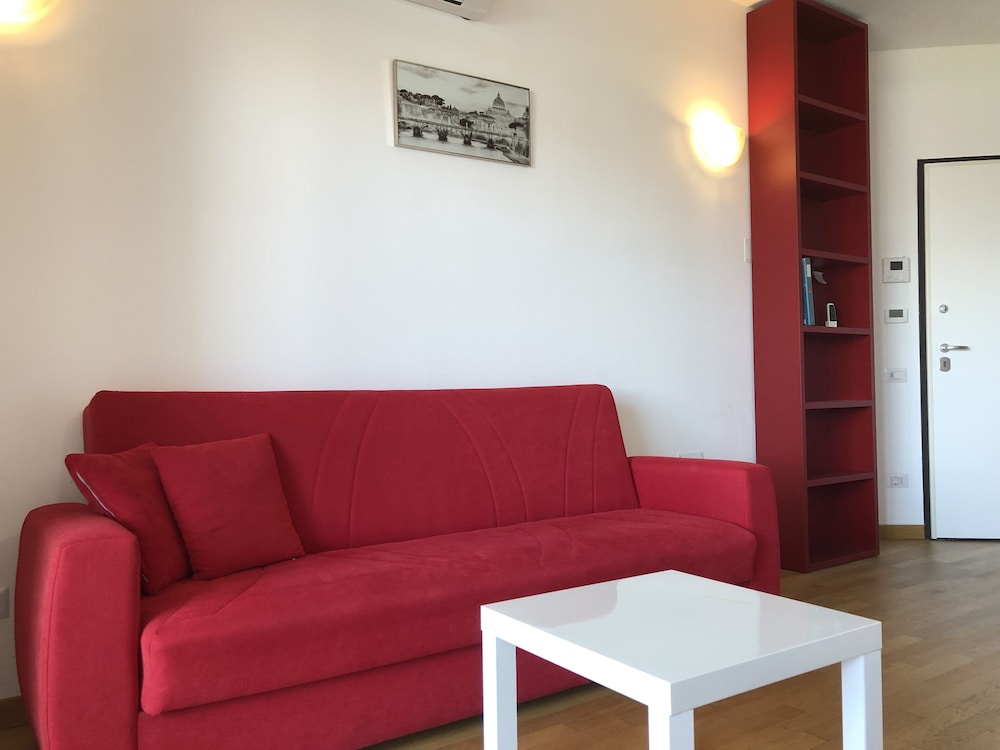 Kamchu Apartments Studio With Terrace Near Metro con Vista