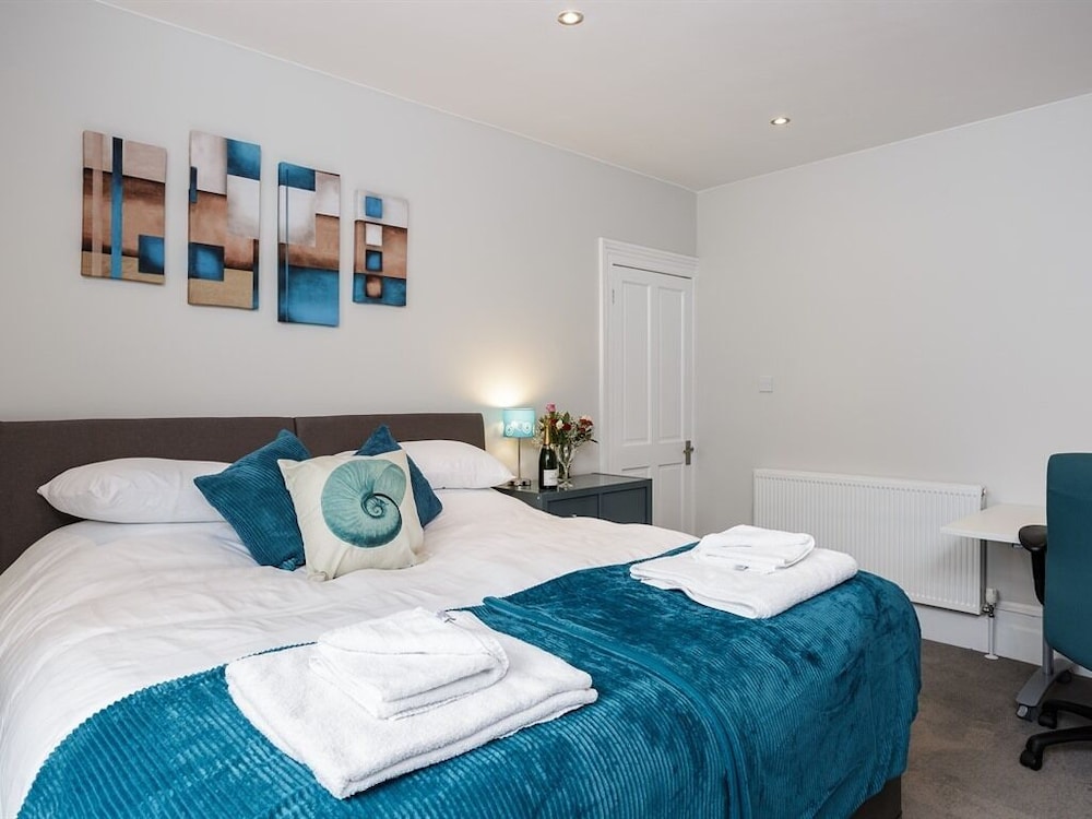 Orchard Garden Apartment