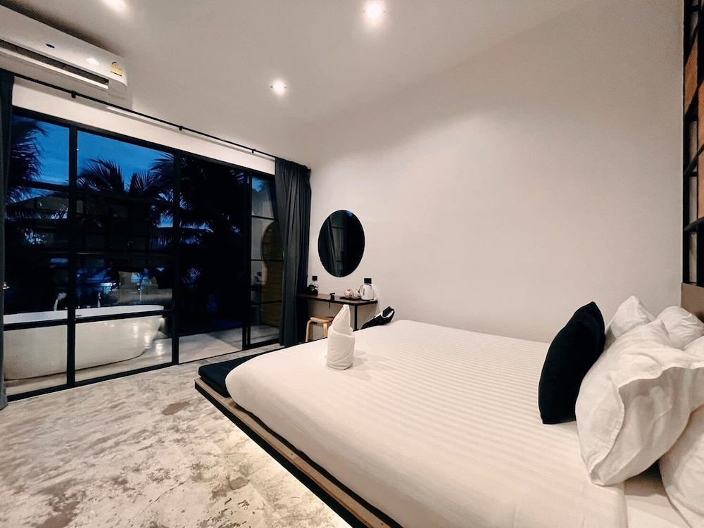 Book a Bed Poshtel - Hostel