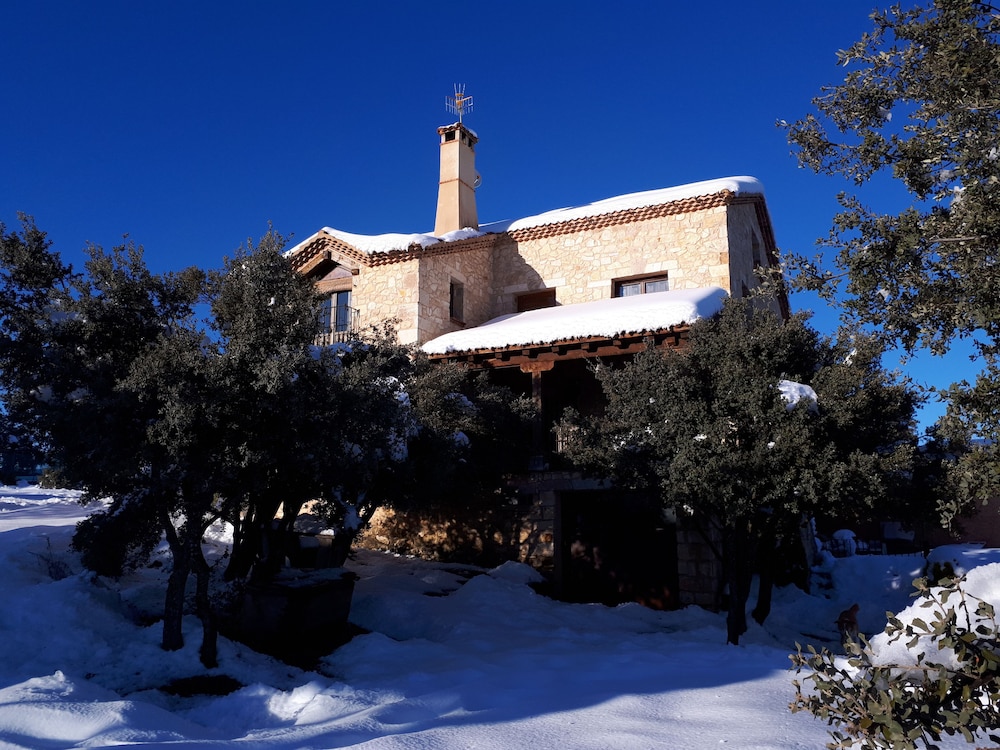 La Casona de Requijada