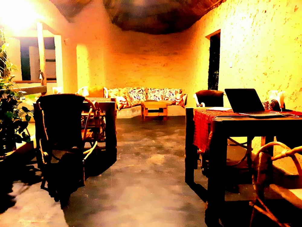 Furahia Eco Inn