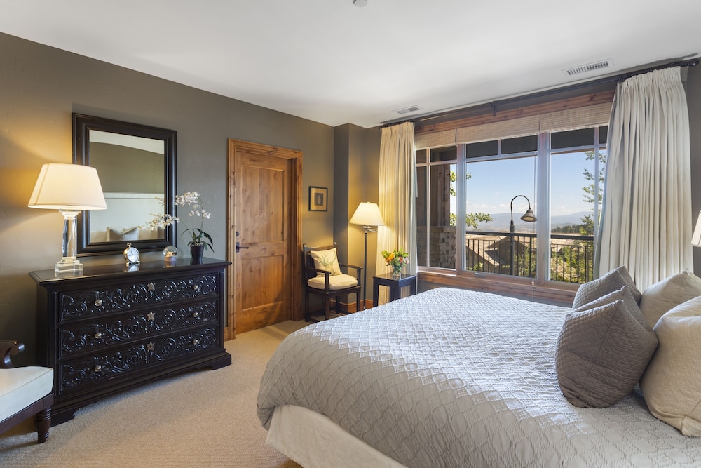 Shooting Star Lodge at Deer Valley Resort - Three Bedroom Residence #101 3 Condo