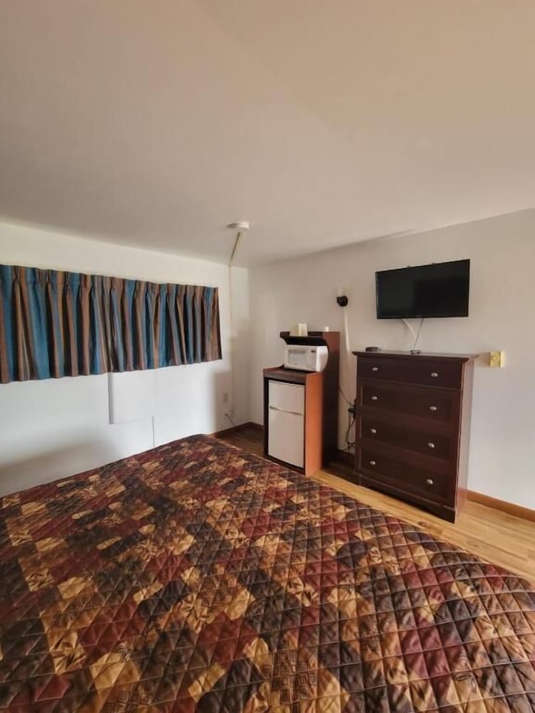 Daniel's Motel