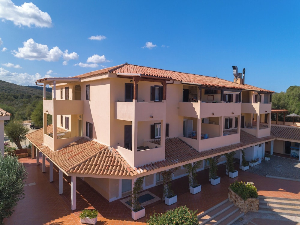 Relax in Marinella With sea View