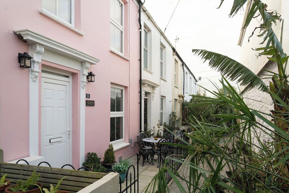 The Pink House
