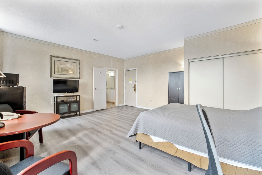 Guelph Vacations - Royal Inn and Suites at Guelph - Property Image 52