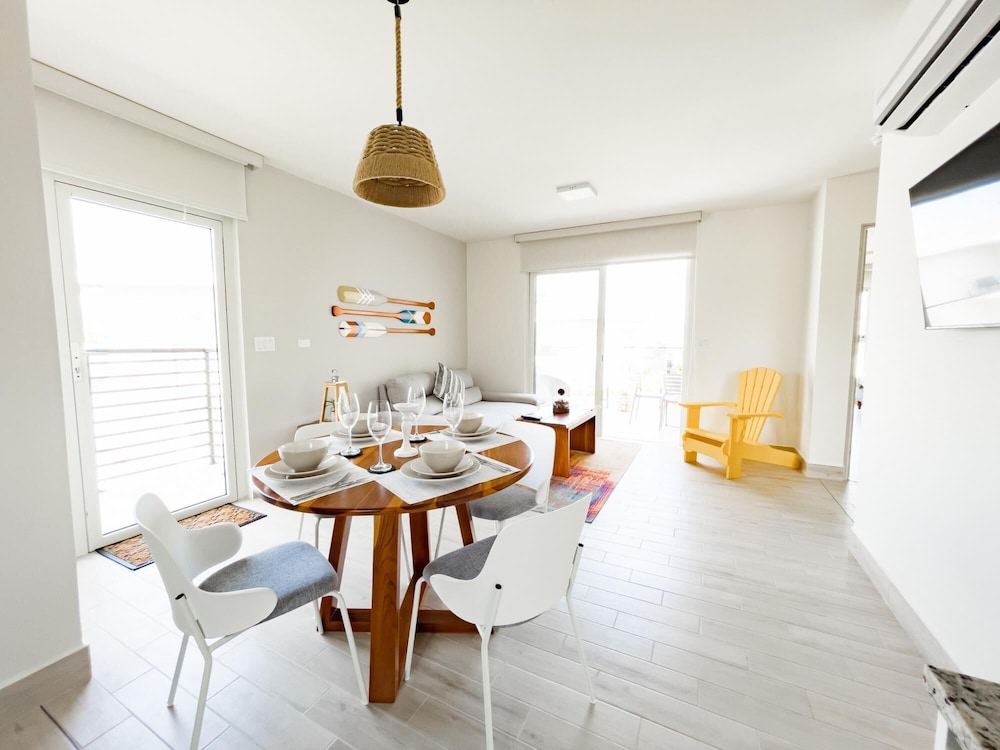 Restful Home at Residences view 5