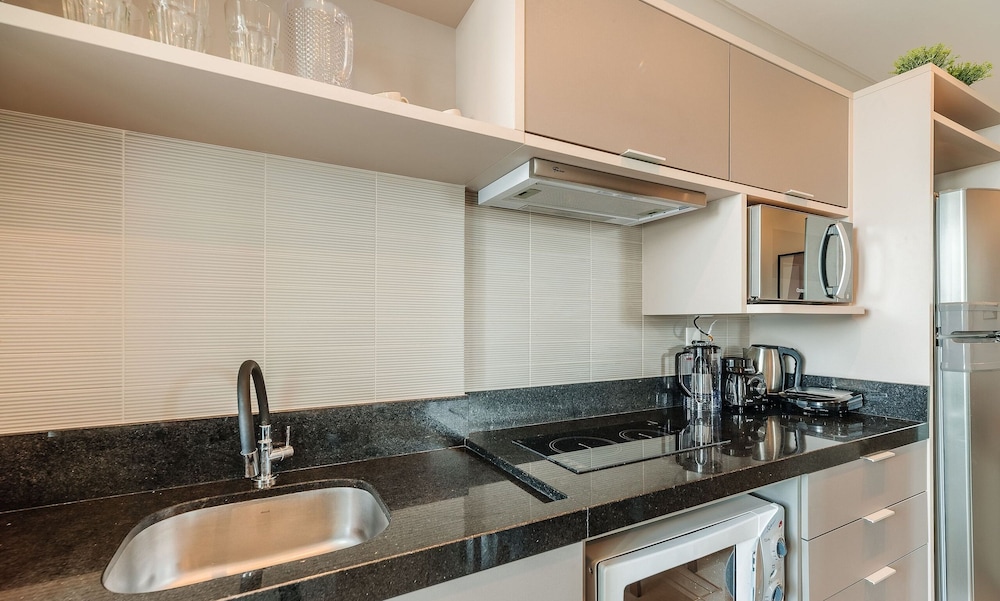 MHF II Apts Variados em Prédio com Vista para o Mar em Itapema