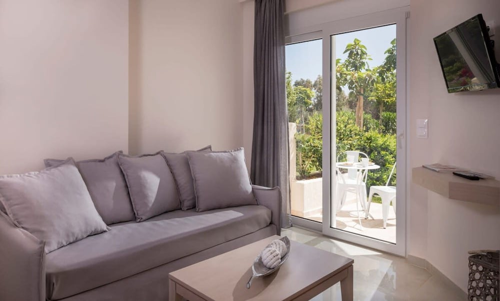 Mear Superior Home - Crete Garden Escape