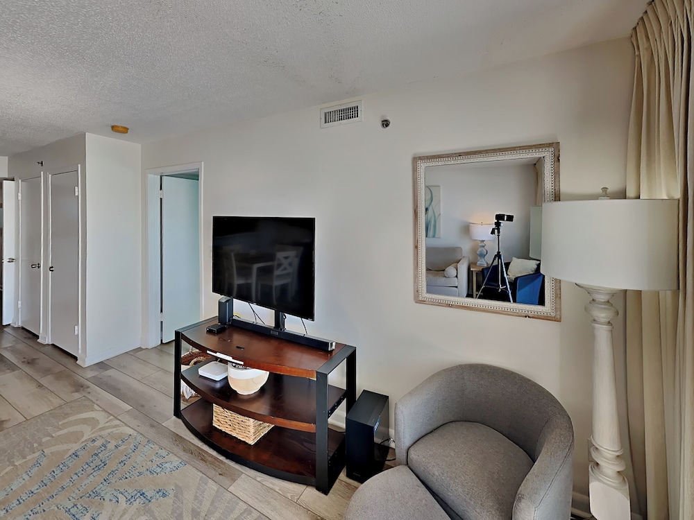Sea Oats #603 by Southern Vacation Rentals