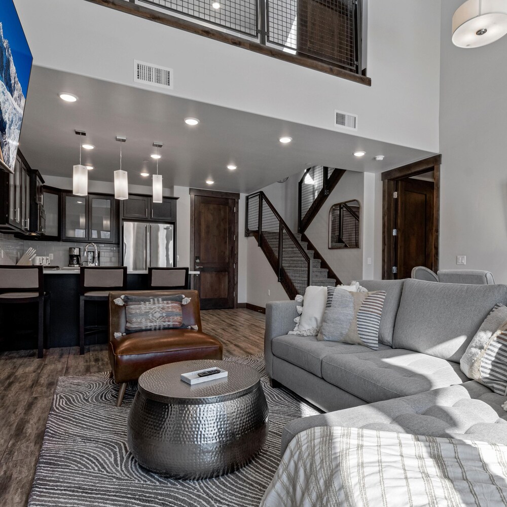 Blackstone 306 in Park City view 3