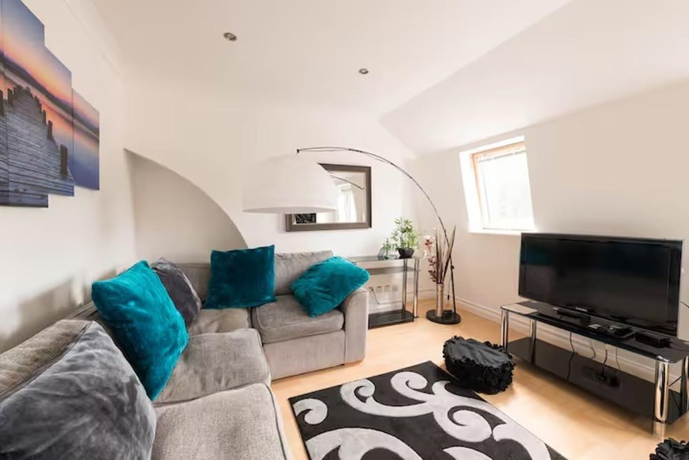 Cosy London Apartment Near River Thames