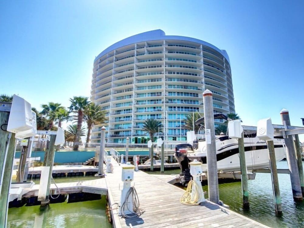 Bella Luna #404 by Southern Vacation Rentals