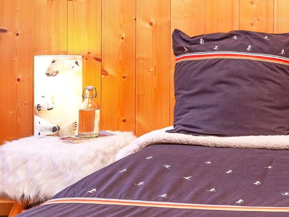 Chalet in Moulin With Sauna & Stunning Views view 3