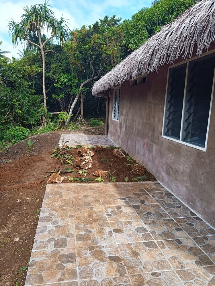 Mahina Lodge