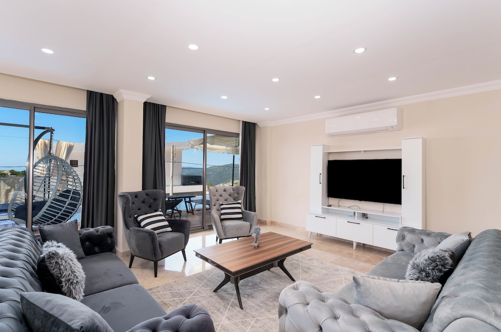 Grand Emora Villas