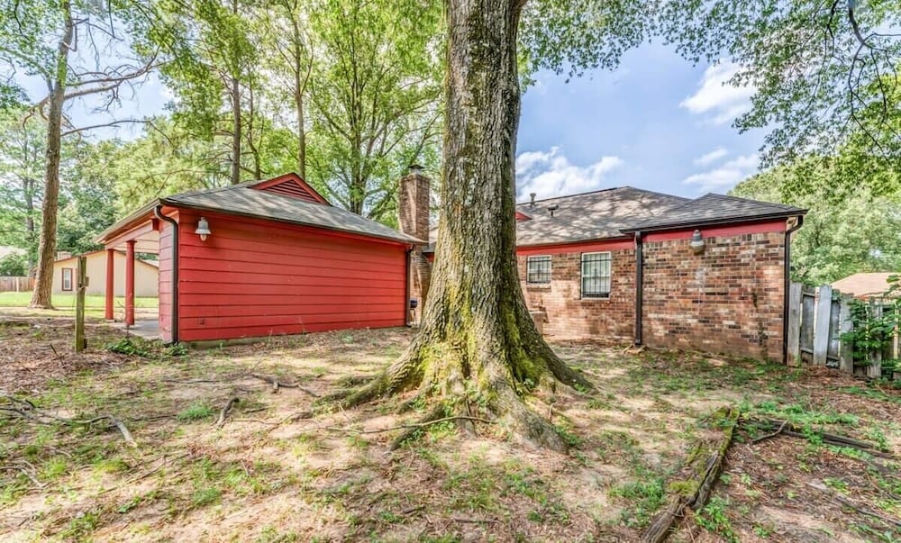 Tulip Tree Cottage