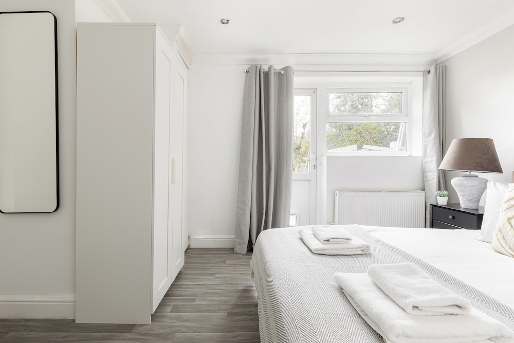 Beautiful 2 bed in Walthamstow