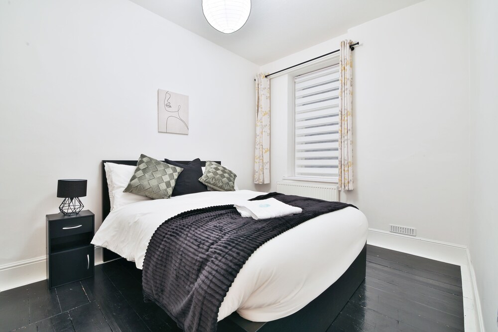 StayRight 3BR House in Pontcanna