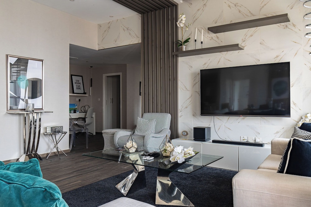 SIMPLY COMFORT Lux Penthouse 4BR Apartment with Iconic Marina Views