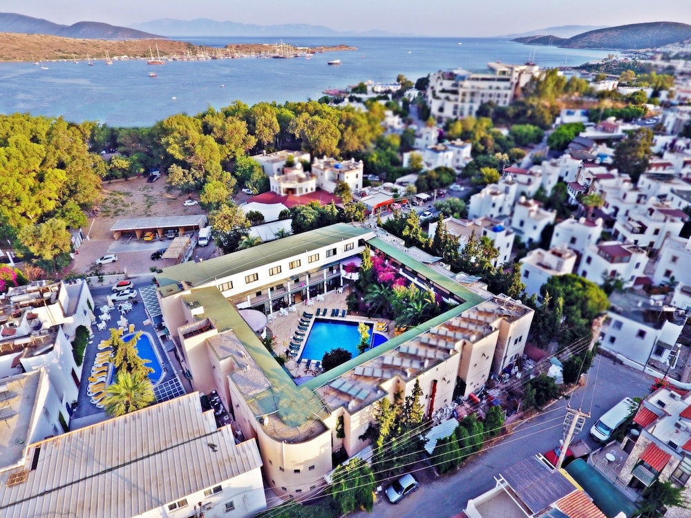 Hotel Bleu Nuit Bodrum becomes Bleu Nuit Otel Bodrum. - Image 94