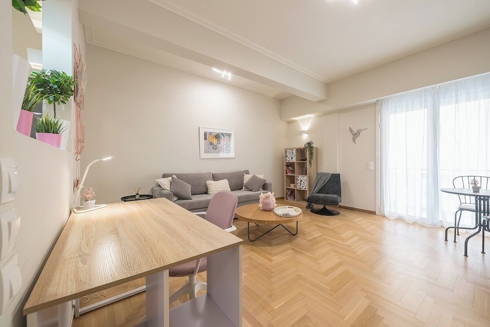 Megaron Suite by Cloudkeys