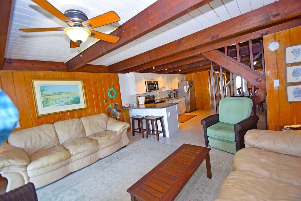 Village West 1 3 Bedroom Townhouse