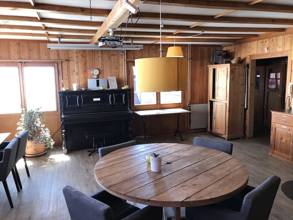 AmdenLodge - Bienenheim Naturhostel