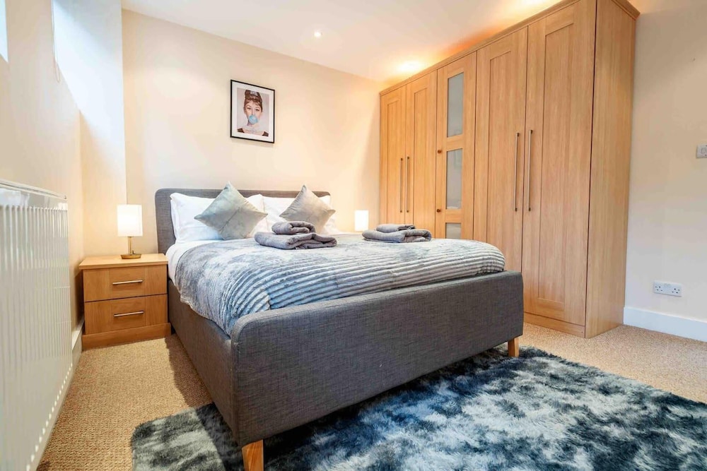 Immaculate 1-bed House in London