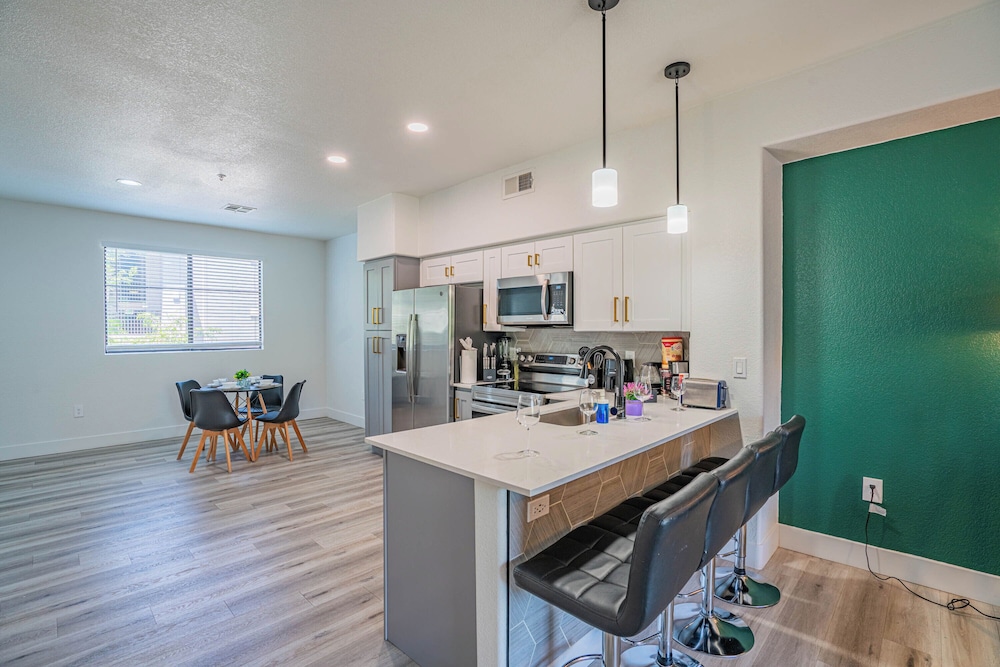 ROVE LIVING/KB - Zone Westgate