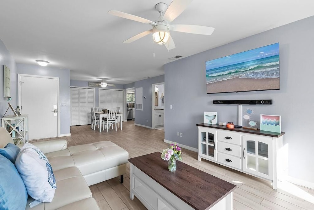 Sea Woods 211