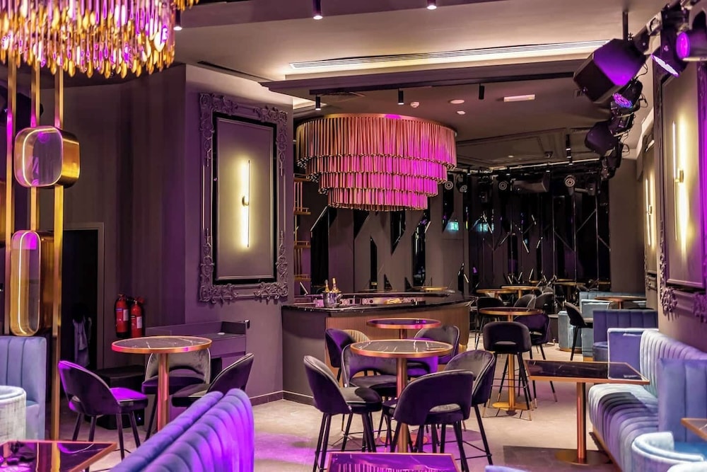 JW Marriott Residence - by Cosmos Living